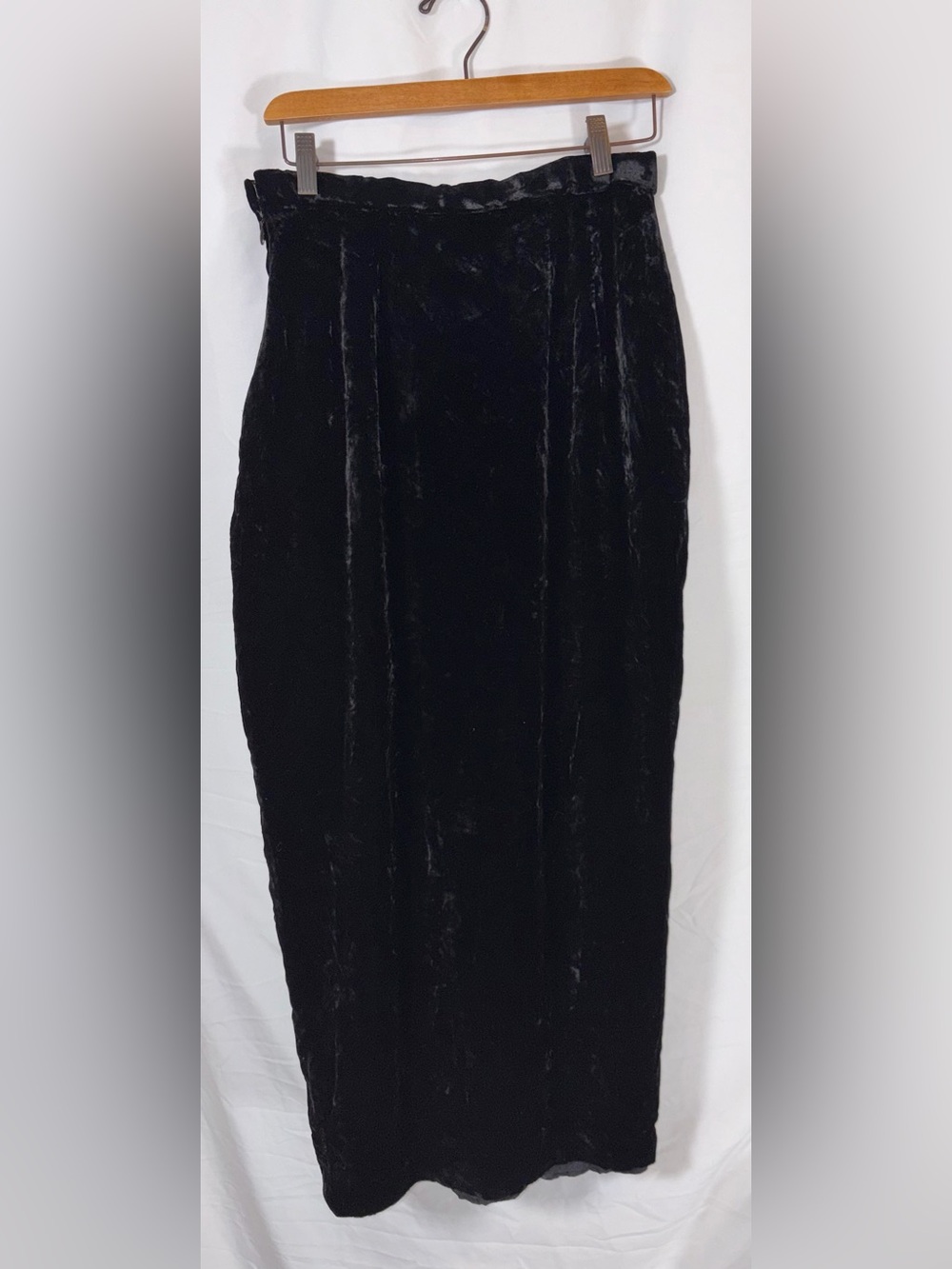 VINTAGE Donna Karan Essentials Black Velvet Long Skirt Size 4/6 High Waisted - Picture 2 of 8